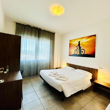 Hotel Bed & Bike 체세나 외부 사진